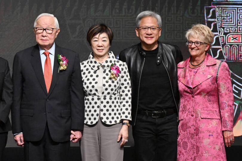 黃仁勳曾拒張忠謀台積電CEO邀約 親曝背後原因