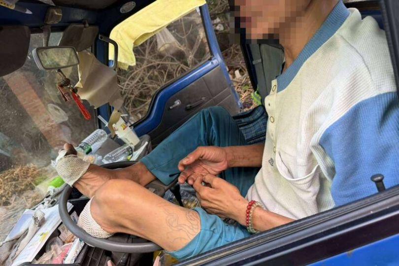 慘！彰化男腿截肢吃睡都在貨車上 靠善心人供食