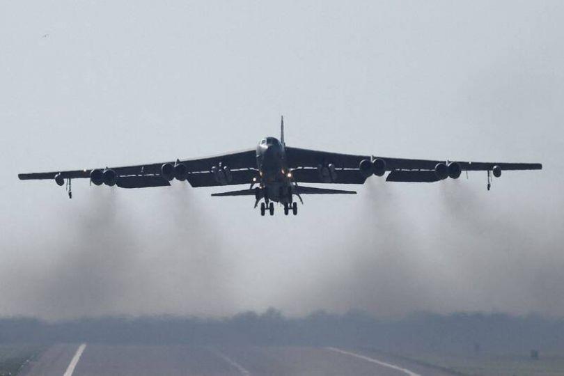美軍B-52加州墜毀 8機組員全罹難