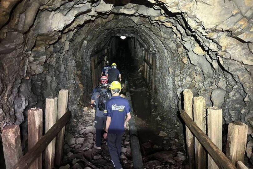 阿里山300人登山團爆意外 男墜落30米深谷身亡