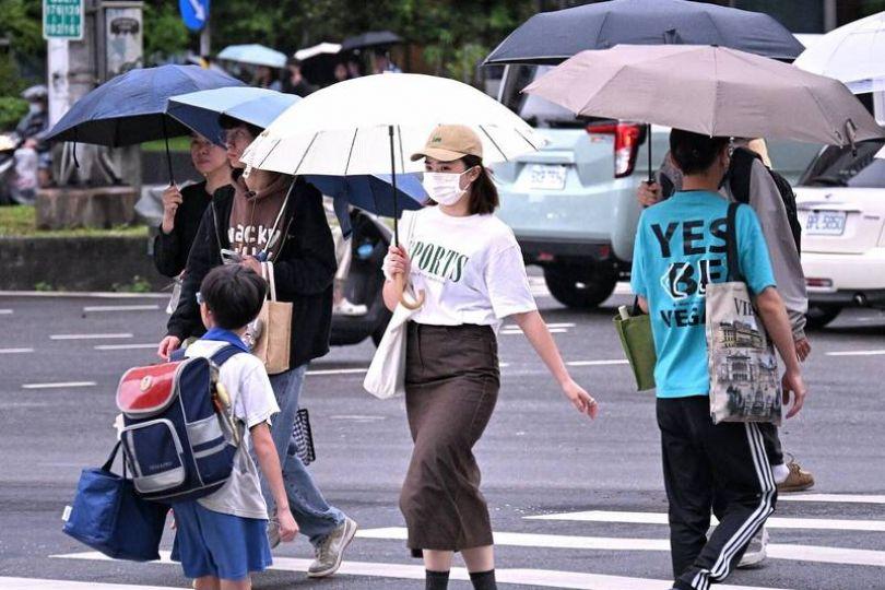專家曝鋒面動向 這天後才有望放晴