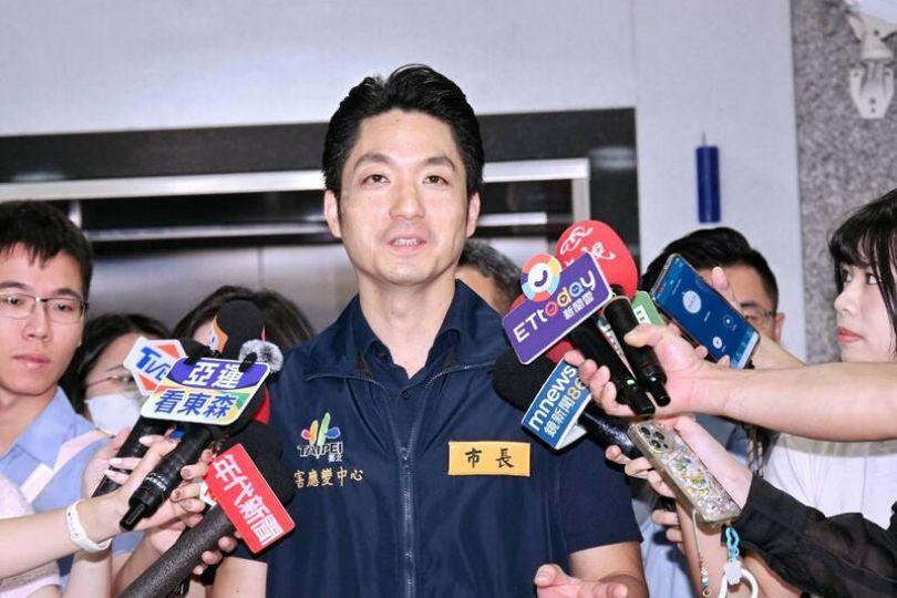 台北風雨大沒放颱風假被罵爆 蔣萬安：沒發陸警