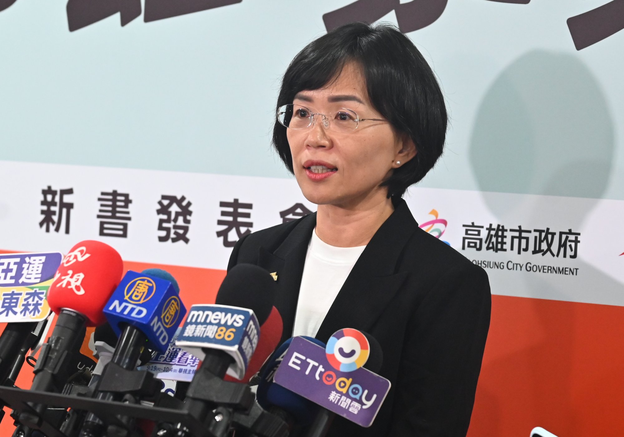 蔣萬安學歷風波 官方資料揭蘇巧慧從未自稱博士