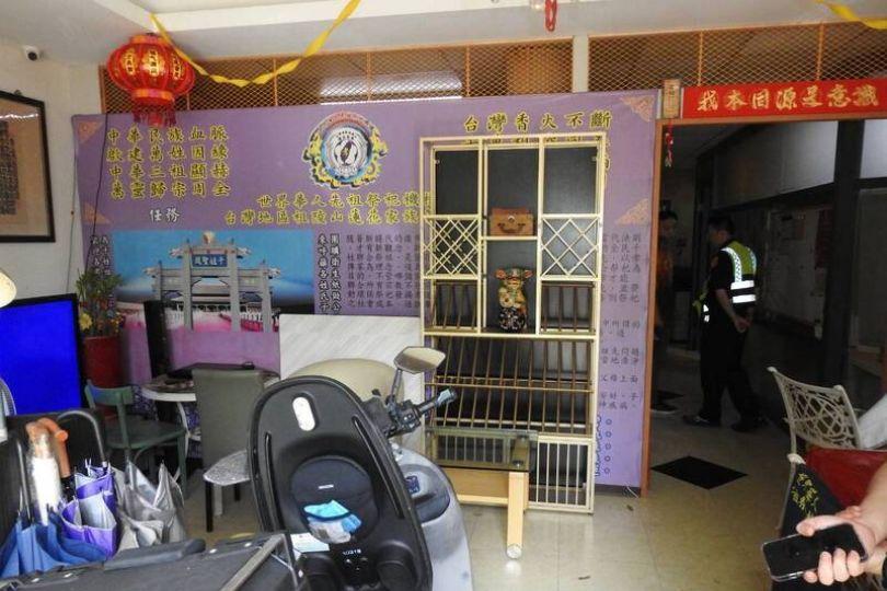 陰陽師藉驅魔誘人父買兇殺子 乾兒子也遭毒殺