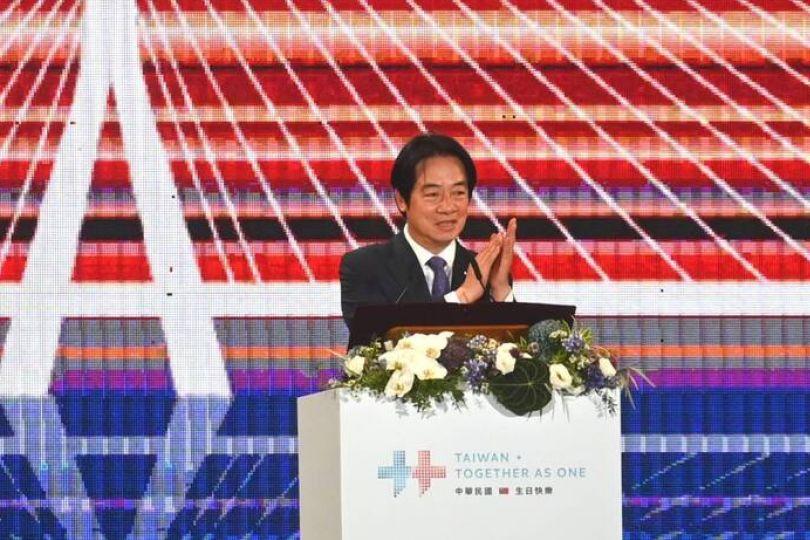 賴總統國慶晚會喊話韓國瑜、立委 支持總預算、追加預算