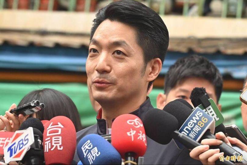 蔣萬安「市民也上台」遭疑學沈伯洋！「恐怖後室風」挨酸：問A答B就出不去