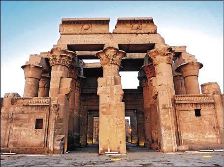 【旅遊】埃及！超in文明古國─逛市集‧玩水衝沙‧跑古蹟