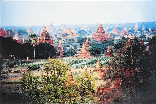 【旅遊】百萬佛塔巡禮─緬甸浦甘