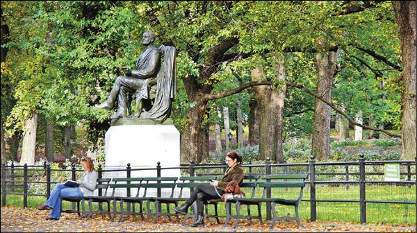 【旅遊】慢賞‧慢走‧慢騎─秋天樂當紐約客