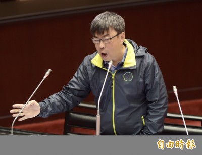 「被包養」記者風波 聯合報：該員已自請辭職