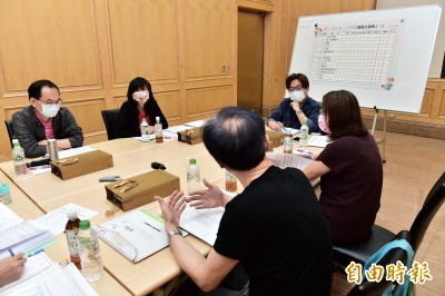 【自由副刊．第十七屆林榮三文學獎．短篇小說獎決審會議紀錄】把故事找回來