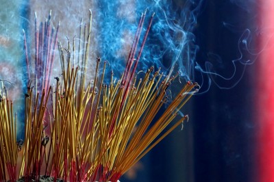 【自由副刊．第十七屆林榮三文學獎．短篇小說獎佳作】唐墨／代天行騙