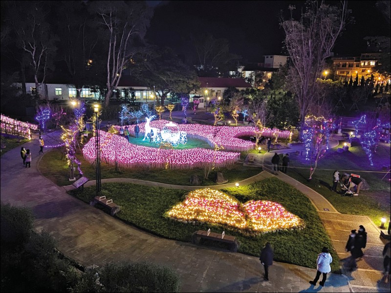 【吃遊聯盟】雲端上的燦爛夜宴─梨山谷關燈光節