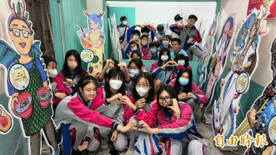 「龍來」梧棲老街、眷村集章尋龍廚動漫 集章加碼抽萬元住宿劵