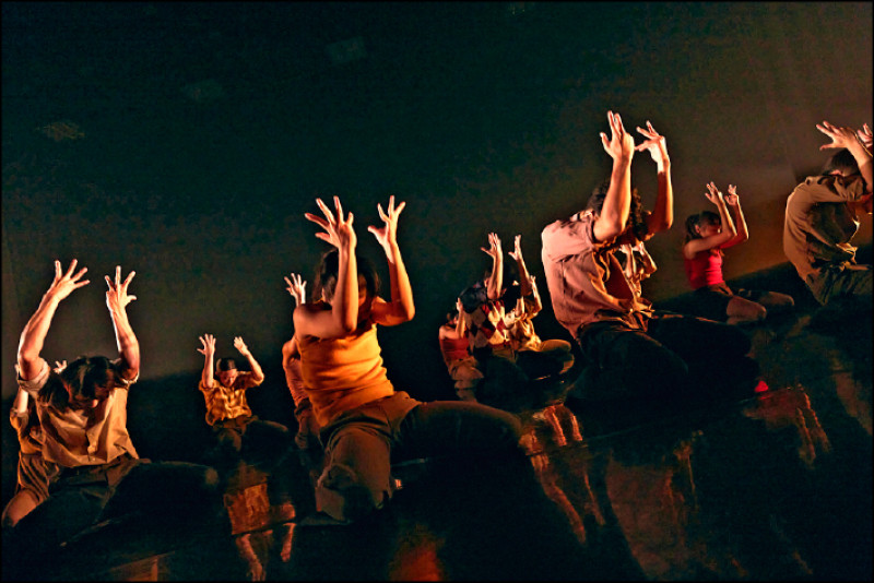 【藝術文化】焦點舞團年度製作「曜」巡演 重建侯非胥．謝克特經典作