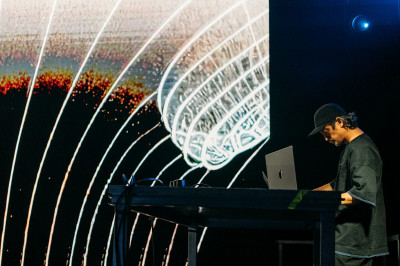 日藝術家真鍋大度現身TTXC 結合AI打造未來音樂