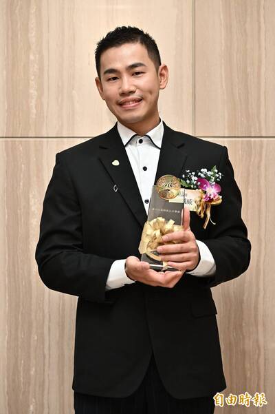 【第二十屆林榮三文學獎】散文獎佳作陳議威：分享一段慢速的生命旅程