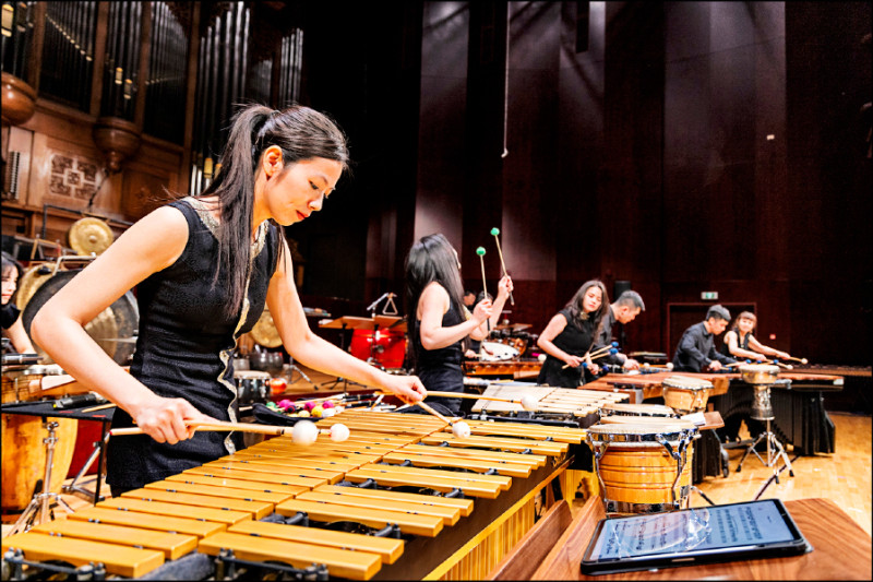 【藝術文化】朱團40週年倒數 2025首季主秀「加乘效應」Z世代團員擔綱