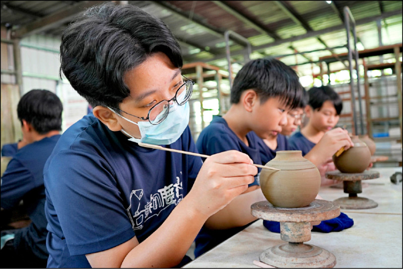 【藝術文化】「工藝入校．藝創教案」徵選啟動  最高挹注8萬元