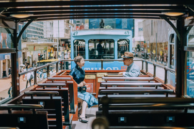 欣賞「銀潮來襲」攝影展  樂齡族輕鬆玩出潮香港