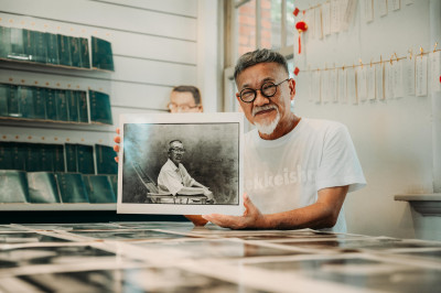 葉石濤百歲冥誕紀念 限定郵戳和攝影展致敬台灣文學巨擘