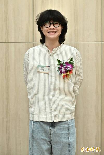 【第二十一屆林榮三文學獎】散文獎佳作洪倪AKA洪媽倪：哈哈台主持人用七年發酵文字，變身麵包超人