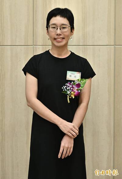 【第二十一屆林榮三文學獎】短篇小說獎三獎栗光：當潔癖女孩變身為海參，小說就開始了