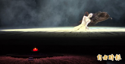 30年僅1人，吳明璟返《潮》獨舞自轉30分鐘   看過都問：如何做到？