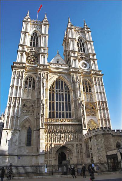 皇室教堂的西敏寺，是英國國王、女皇舉辦加冕的地方。