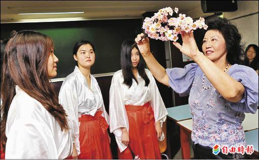 藝術文化 台大日文系公演 源氏物語 玉鬘之卷 自由藝文網