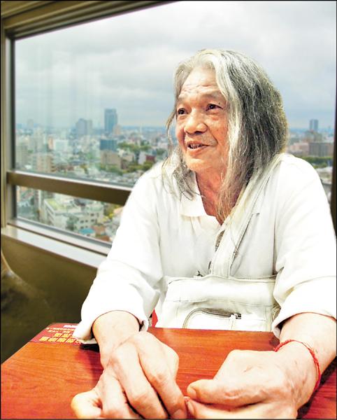 小說家東年。（張耀仁／攝影）