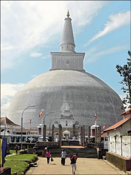 阿努拉德普勒大佛塔。