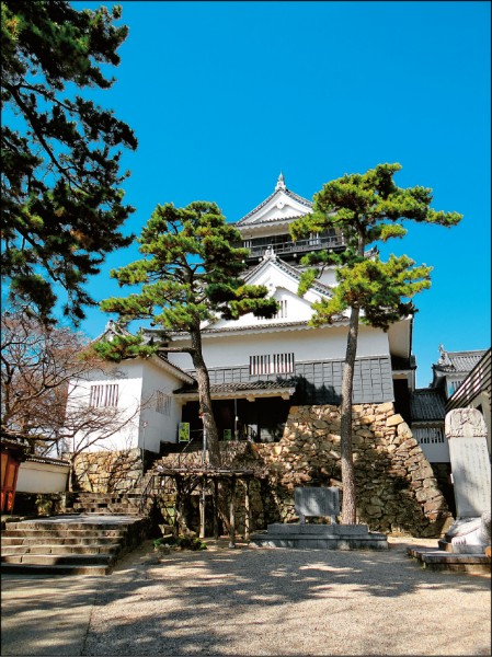 岡崎城以德川家康誕生地而聞名。