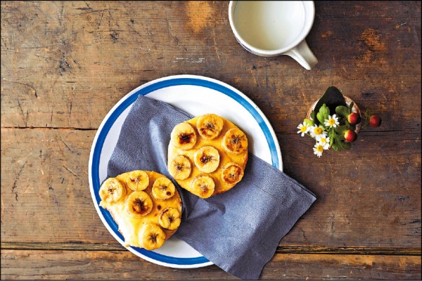 香蕉卡士達土司