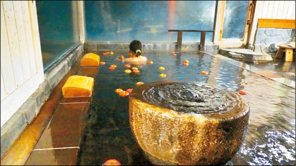 中棚莊提供的季節限定「初戀蘋果浴」。