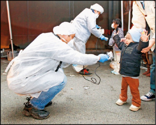 30萬福島兒童已經有194位兒童罹患甲狀腺癌，非常異常。（資料照，路透社）