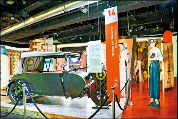 柏林故事館透過館內多媒體的展覽方式，娓娓道來柏林的歷史發展。