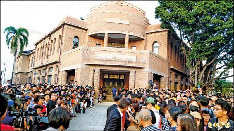 第一名模林志玲在南美館辦婚宴，認證府城榮光。（記者劉婉君攝）