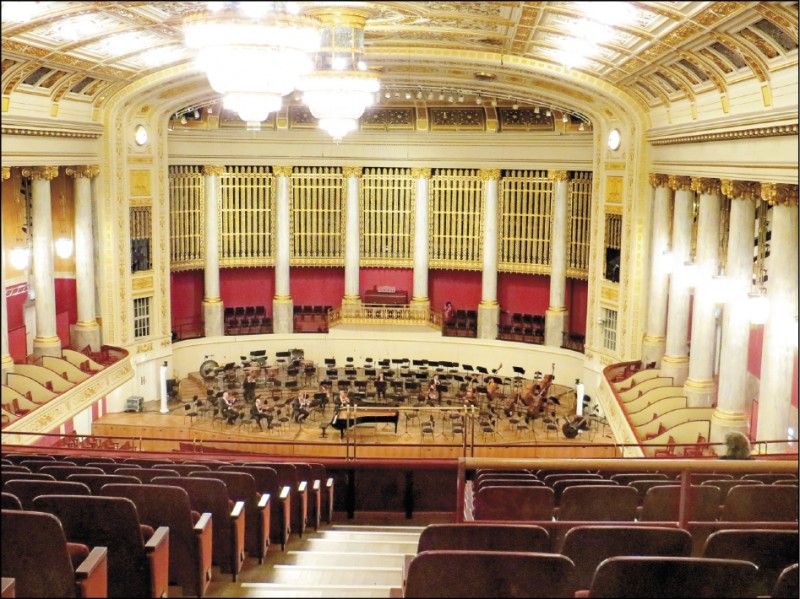 維也納音樂廳，既然到音樂之都，聽音樂會當然是重點行程。