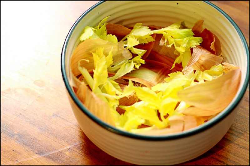 蔬菜邊角料 清水變高湯