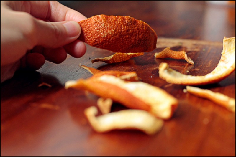 在廚房中，有很多料理技巧能夠讓你徹底地活用食材、增添風味。