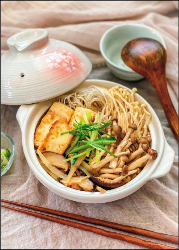 鮮菇豆腐粉絲煲