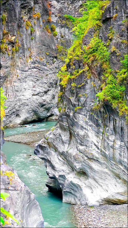 到了靳珩公園，別忘了拍張印地安酋長頭像。