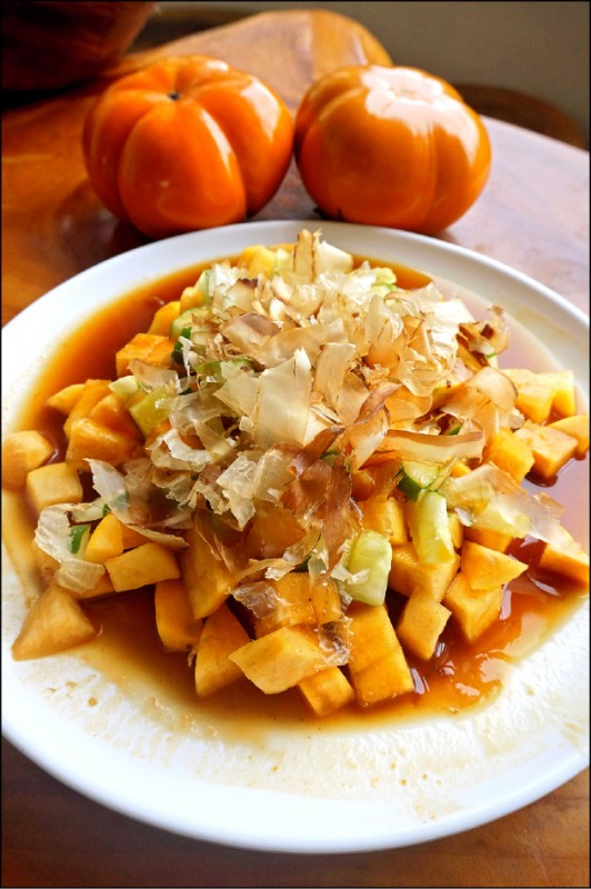 上巴陵的餐廳在秋日以甜柿入菜。