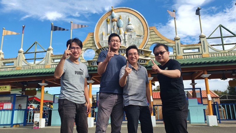 因應雙11又被稱為光棍節，六福村推出單身男性專屬福利，4人同行可享優惠價。（六福村提供）