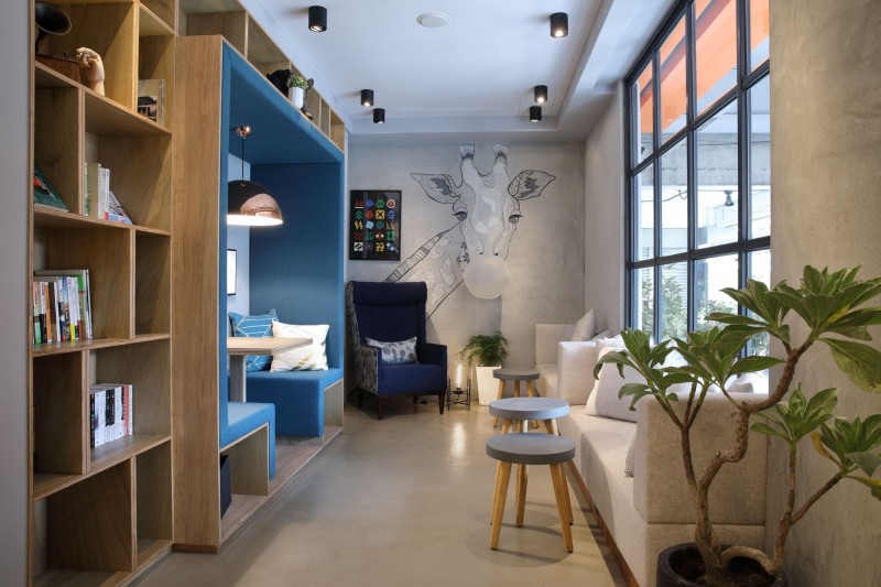 悅樂旅店主打輕奢華風格，提供飯店及背包客不同房型選擇。（悅樂旅店提供）