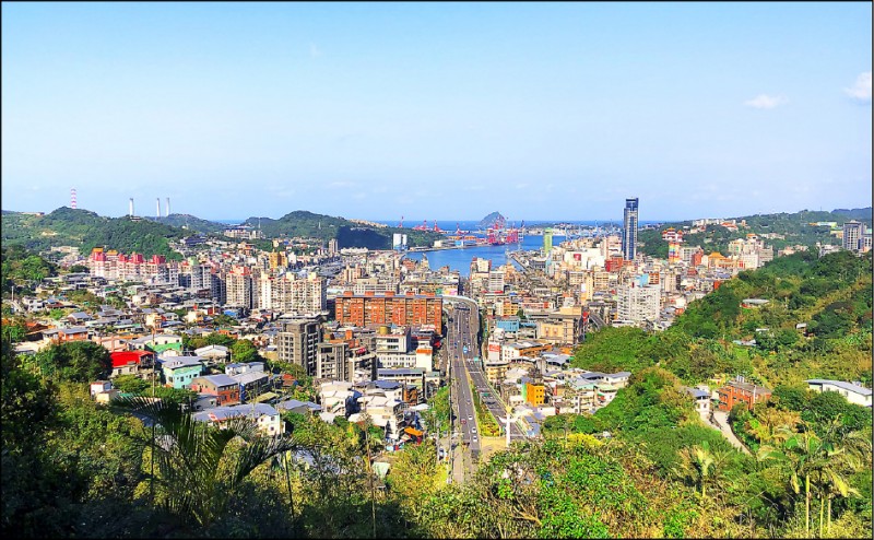 獅球嶺觀景台風景極佳。