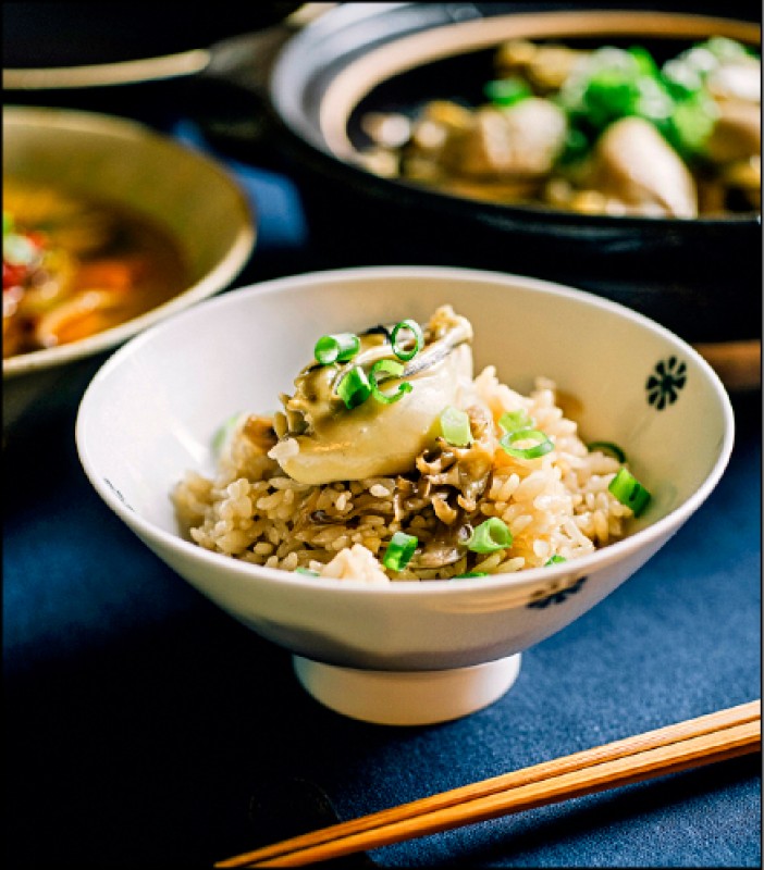 牡蠣舞菇炊飯