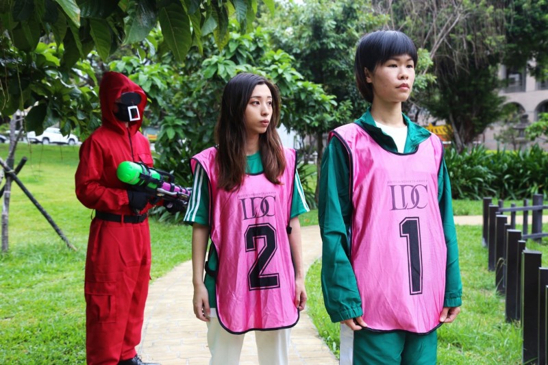 萬聖假期到飯店挑戰《雲朗透抽遊戲》，爭奪最終勝利抱走最大好禮。（雲朗觀光集團提供）