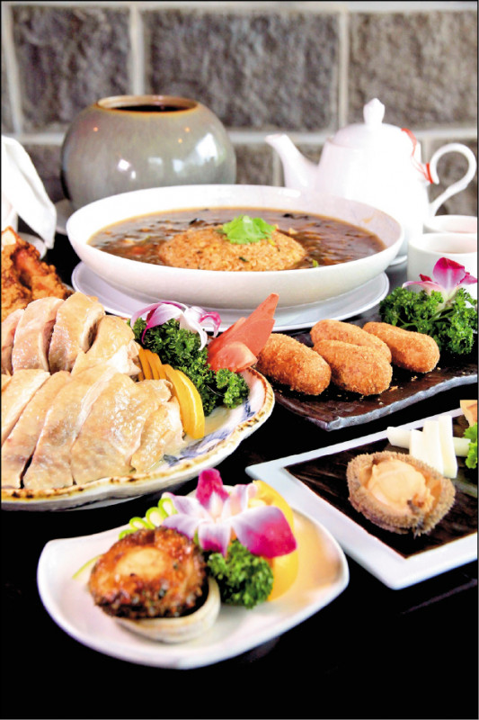 老天母人聚餐首選的金蓬萊遵古台菜是米其林得獎餐廳。